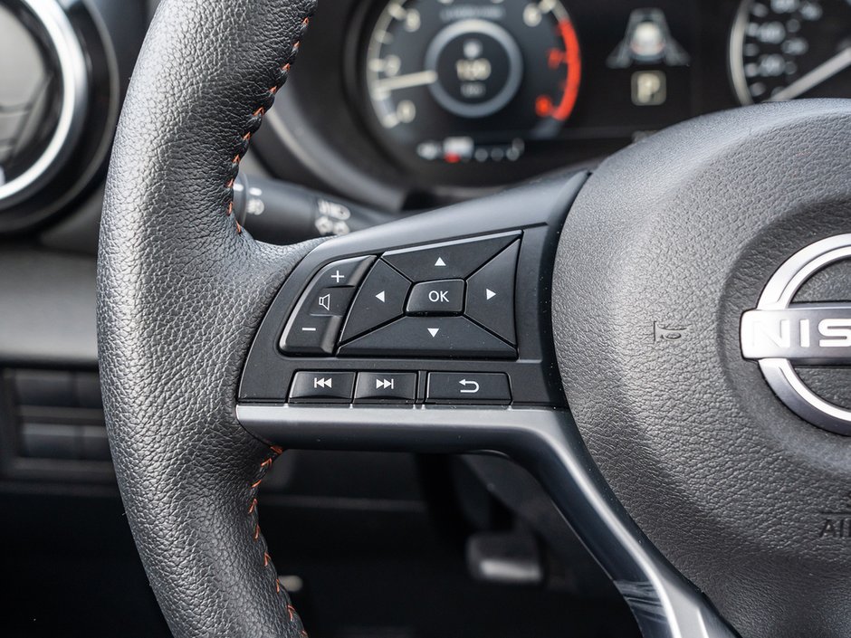 2023 Nissan Kicks SR-8