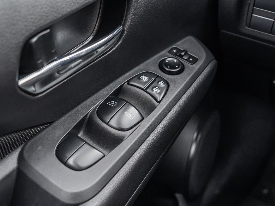 2023 Nissan Kicks SV-14