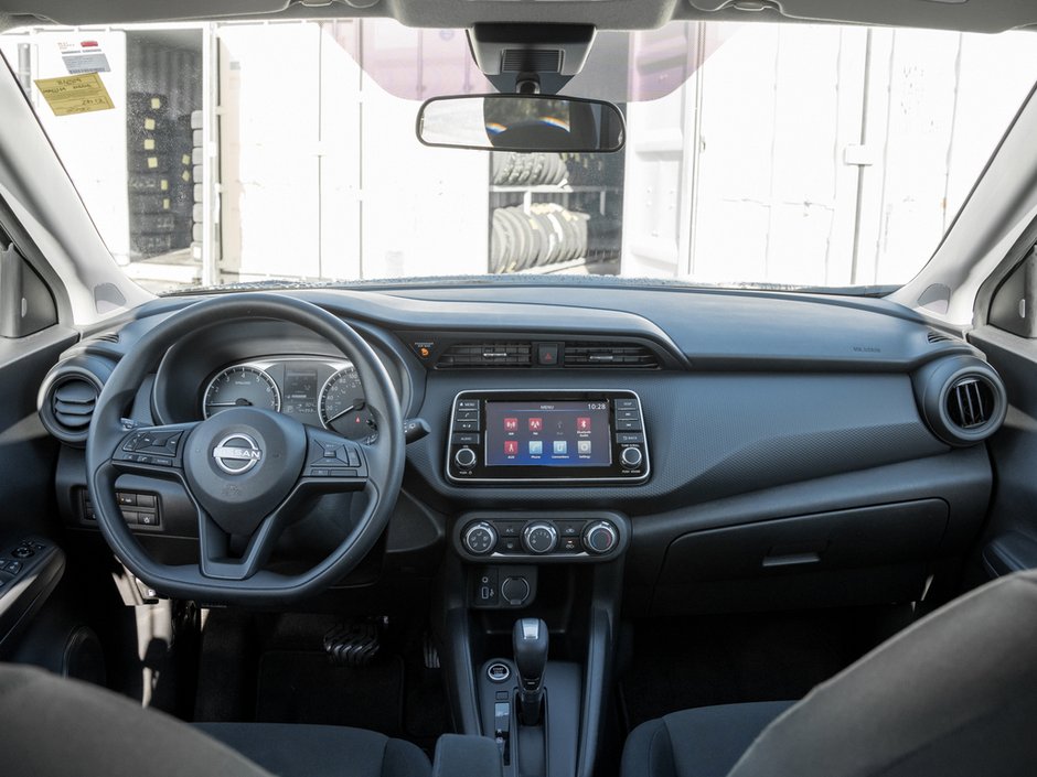 2024 Nissan Kicks S-20