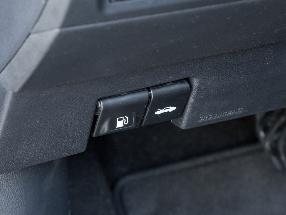 2024 Nissan Kicks S-13