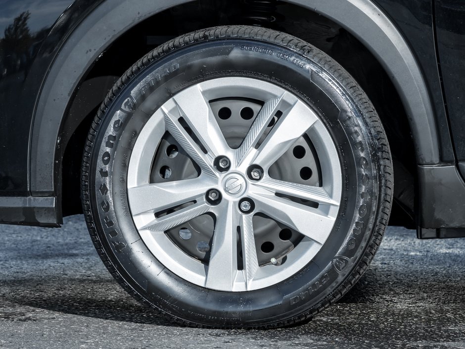 2024 Nissan Kicks S-3