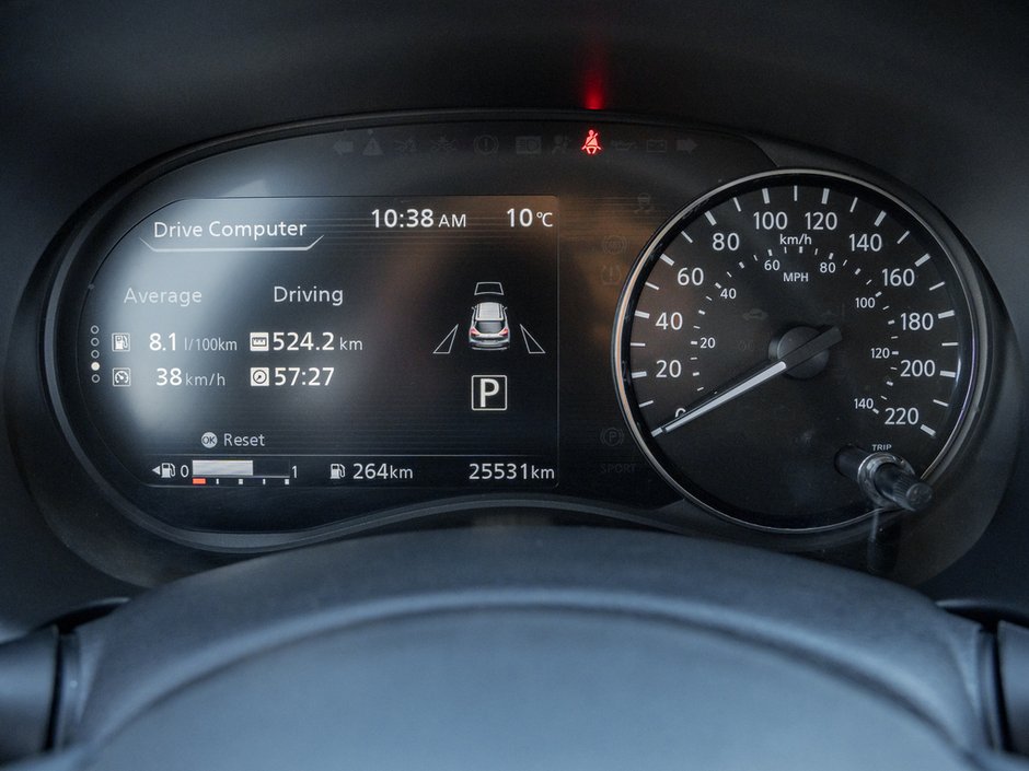 2024 Nissan Kicks SR-10