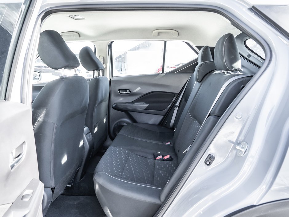 2024 Nissan Kicks SV-20