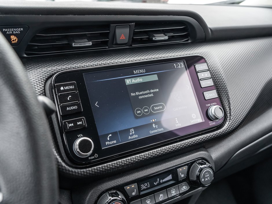 2024 Nissan Kicks SV-18