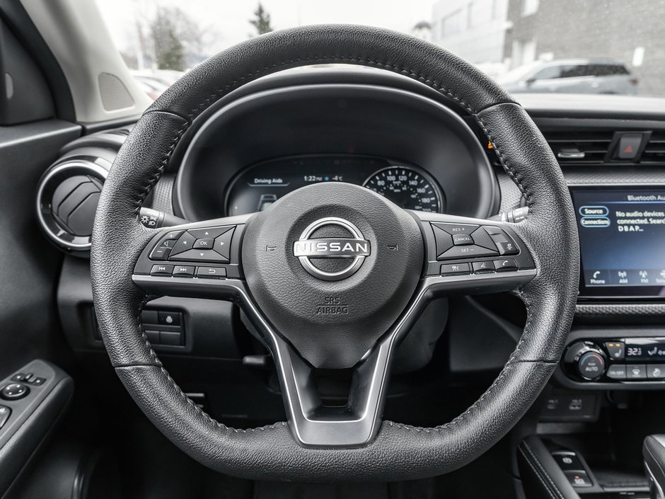 2024 Nissan Kicks SV-8