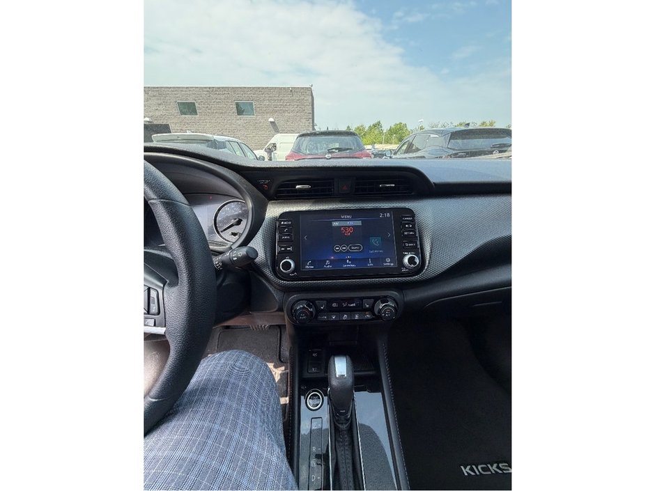 2024 Nissan Kicks SV-8
