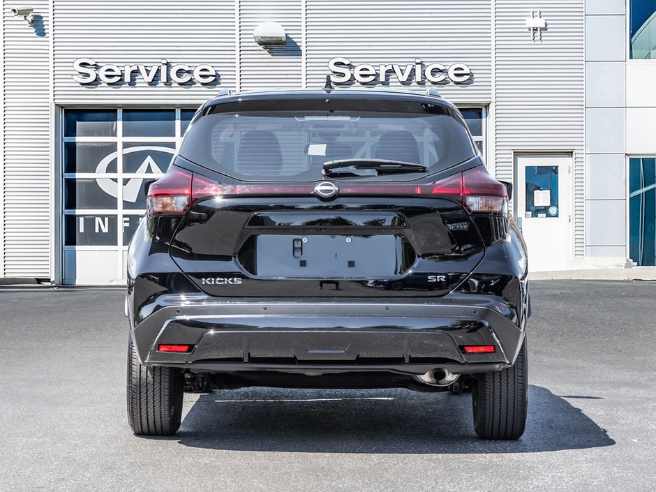 2024 Nissan Kicks SR-5