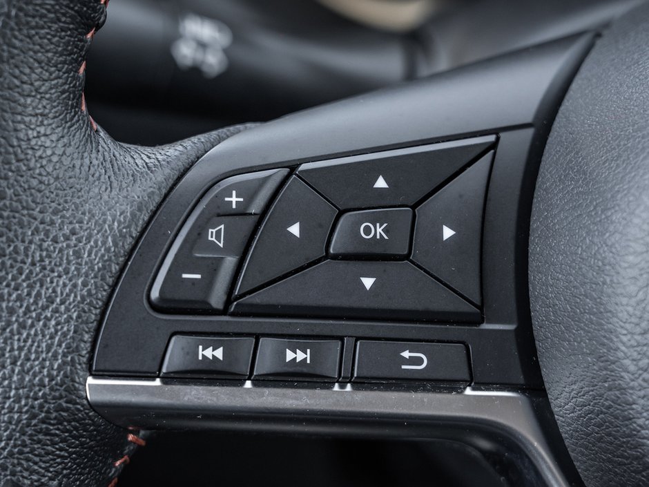 2024 Nissan Kicks SR-8