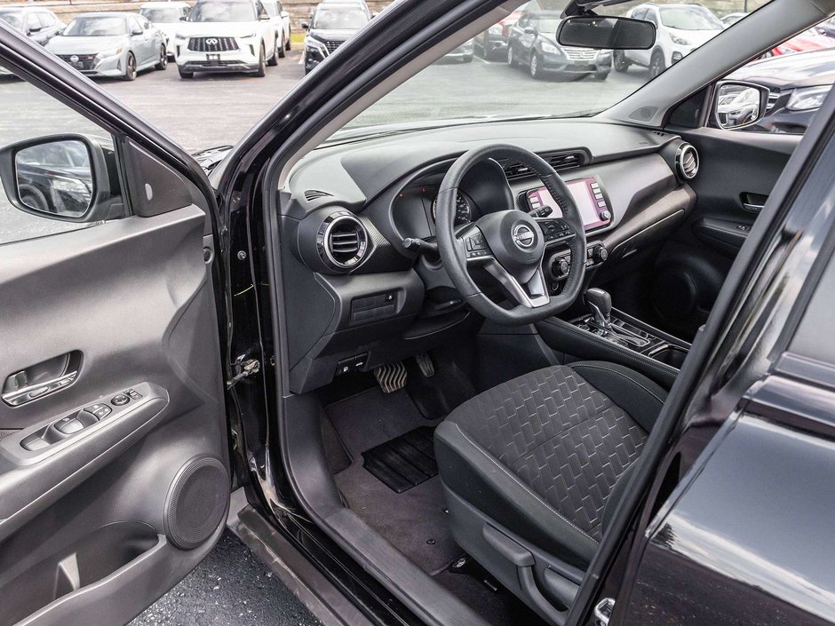 2024 Nissan Kicks SV-7
