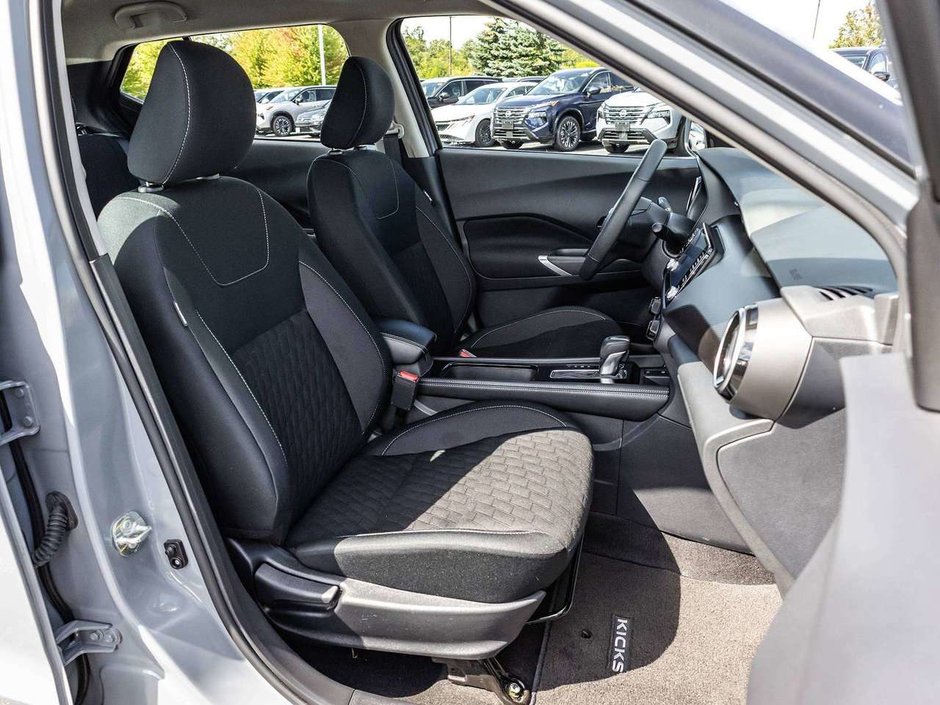 2024 Nissan Kicks SV-18
