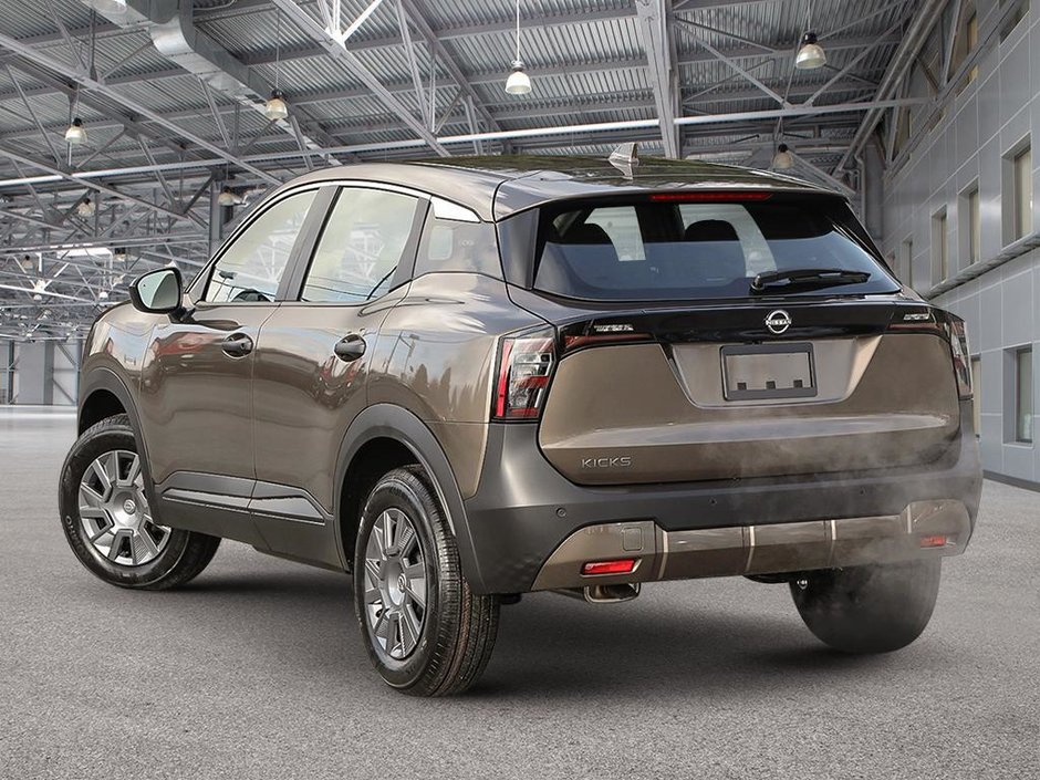 2025 Nissan Kicks S-3