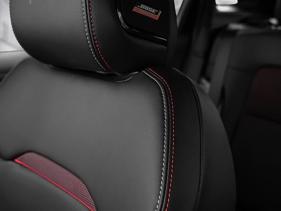 2025 Nissan Kicks SR PREMIUM SPRT WHL PKG-19
