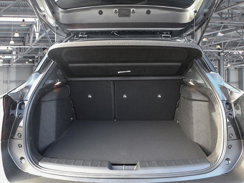 2025 Nissan Kicks SR PREMIUM-6