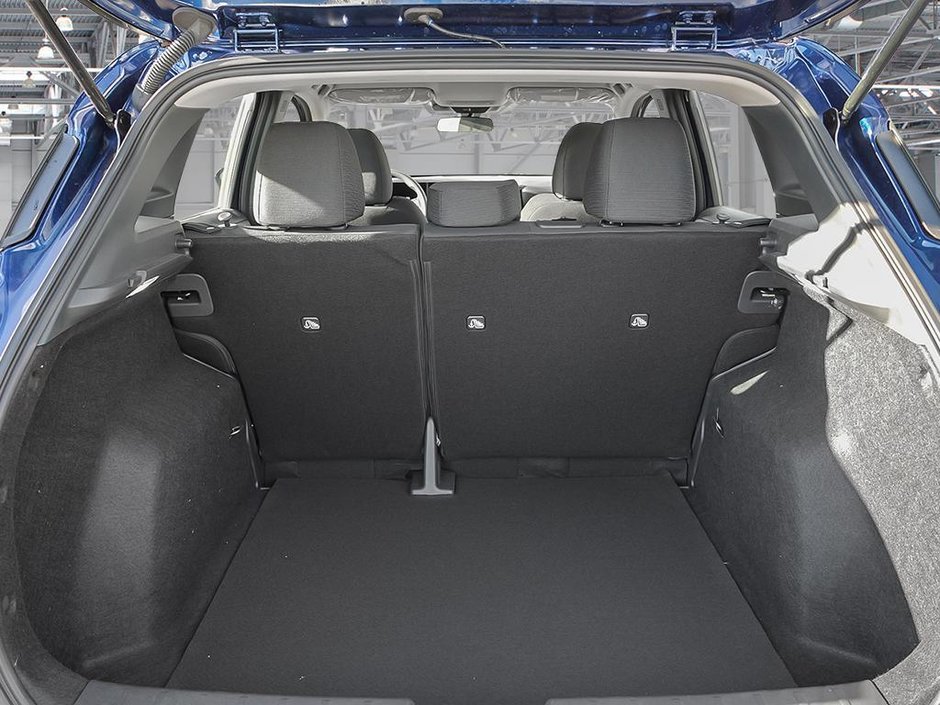 2025 Nissan Kicks S-5