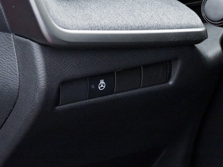 2025 Nissan Kicks SV-12