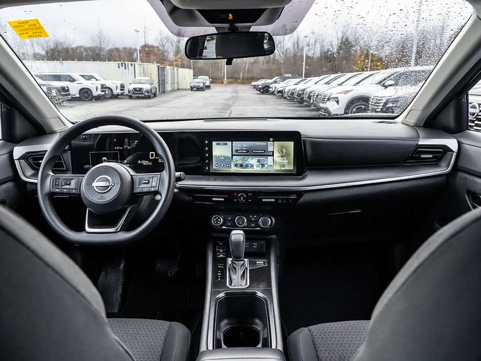 2025 Nissan Kicks S-21