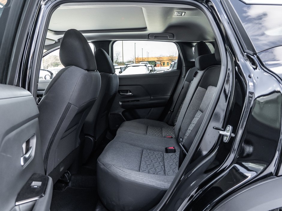 2025 Nissan Kicks SV-22