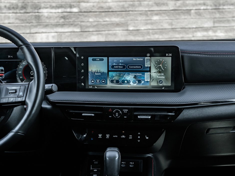 2025 Nissan Kicks SR-27