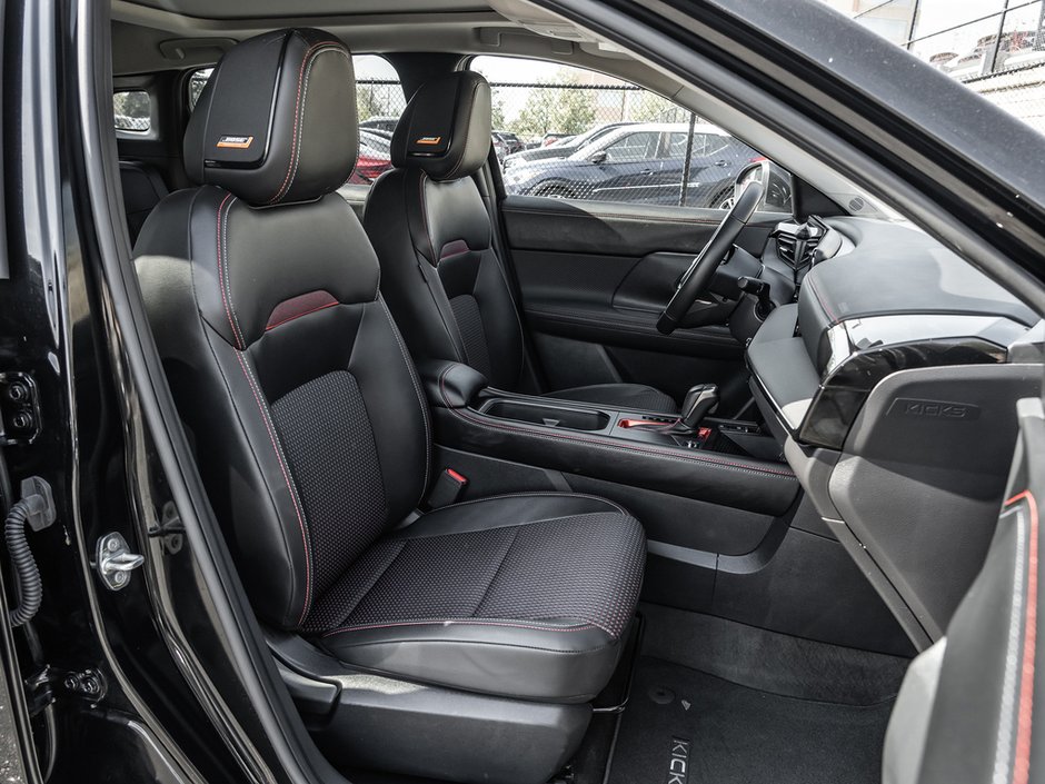 2025 Nissan Kicks SR-23