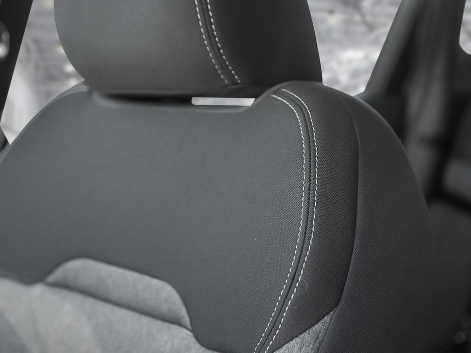 2026 Nissan Kicks SV Premium AWD-19