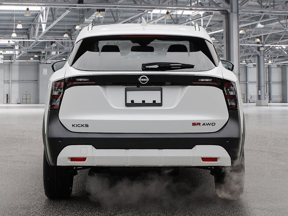 2026 Nissan Kicks SR-4