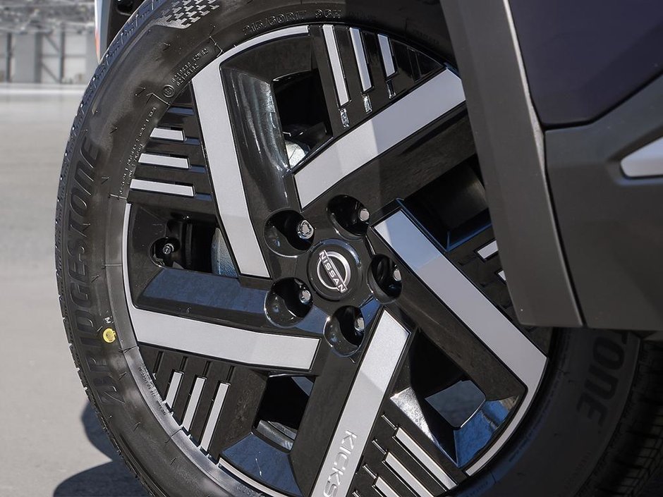 2026 Nissan Kicks SV FWD-7