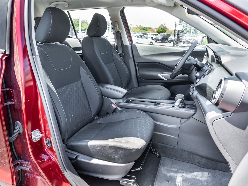 2026 Nissan Kicks SV-18