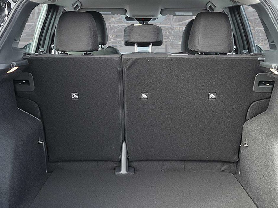 2026 Nissan Kicks SV Premium AWD-6