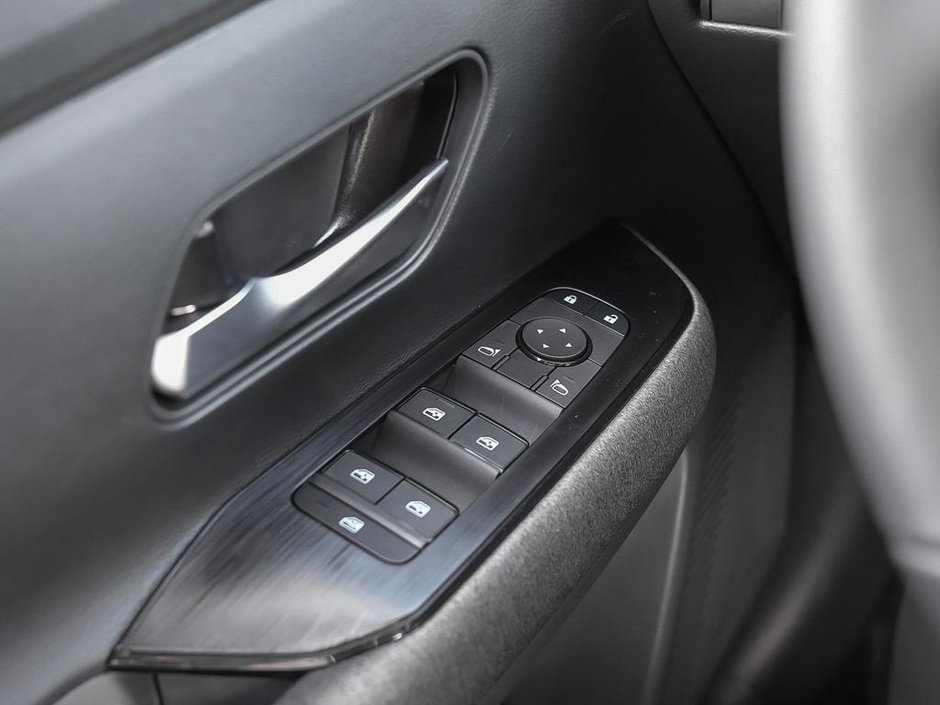 2026 Nissan Kicks SV AWD-14