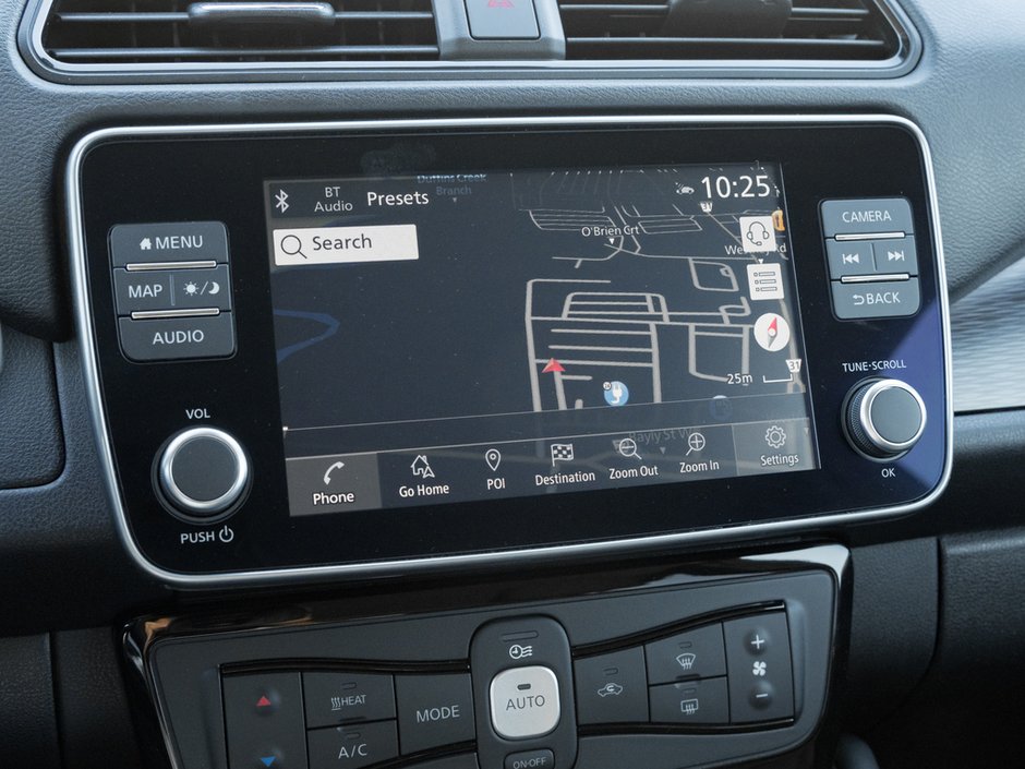 2024 Nissan Leaf SV Plus-12