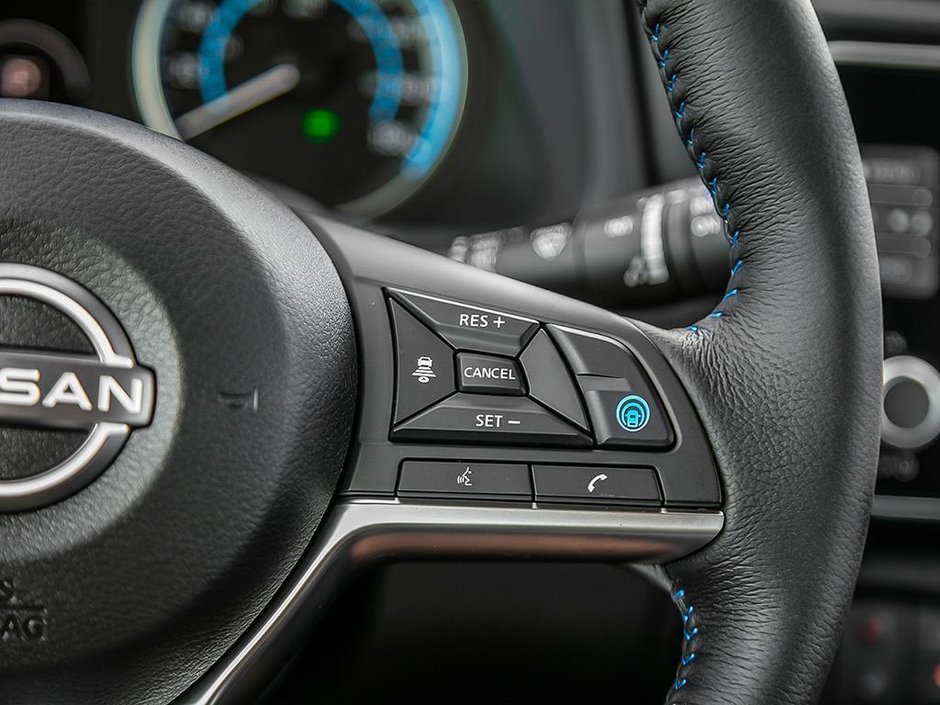 2025 Nissan Leaf SV PLUS-14