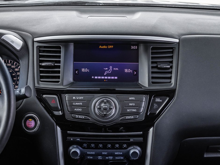 2018 Nissan Pathfinder S-22