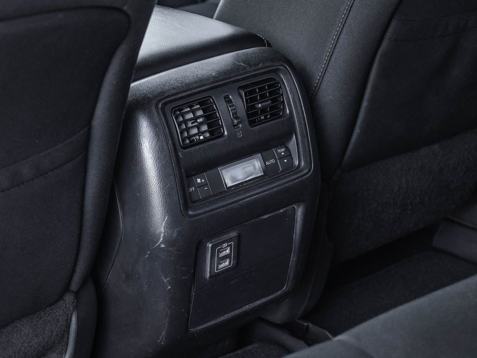 2018 Nissan Pathfinder S-20