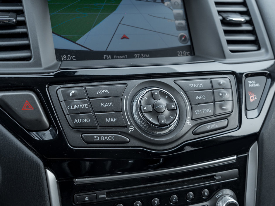 2020 Nissan Pathfinder SV-18