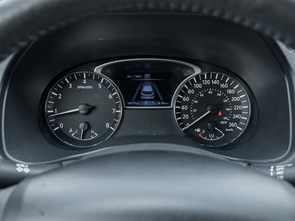 2020 Nissan Pathfinder SV-9