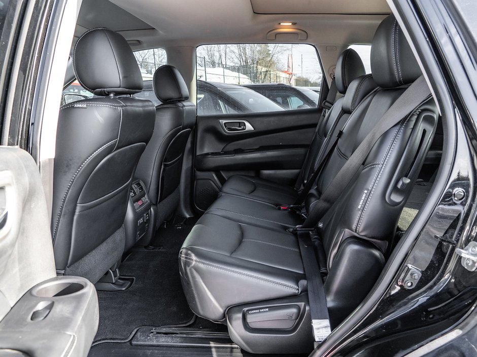 2020 Nissan Pathfinder SL-28