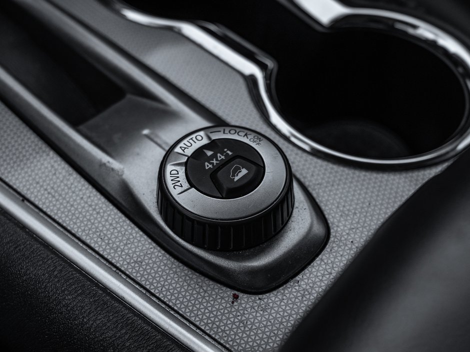 2020 Nissan Pathfinder SL-17