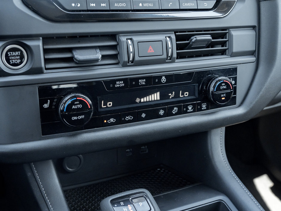 2023 Nissan Pathfinder S-15