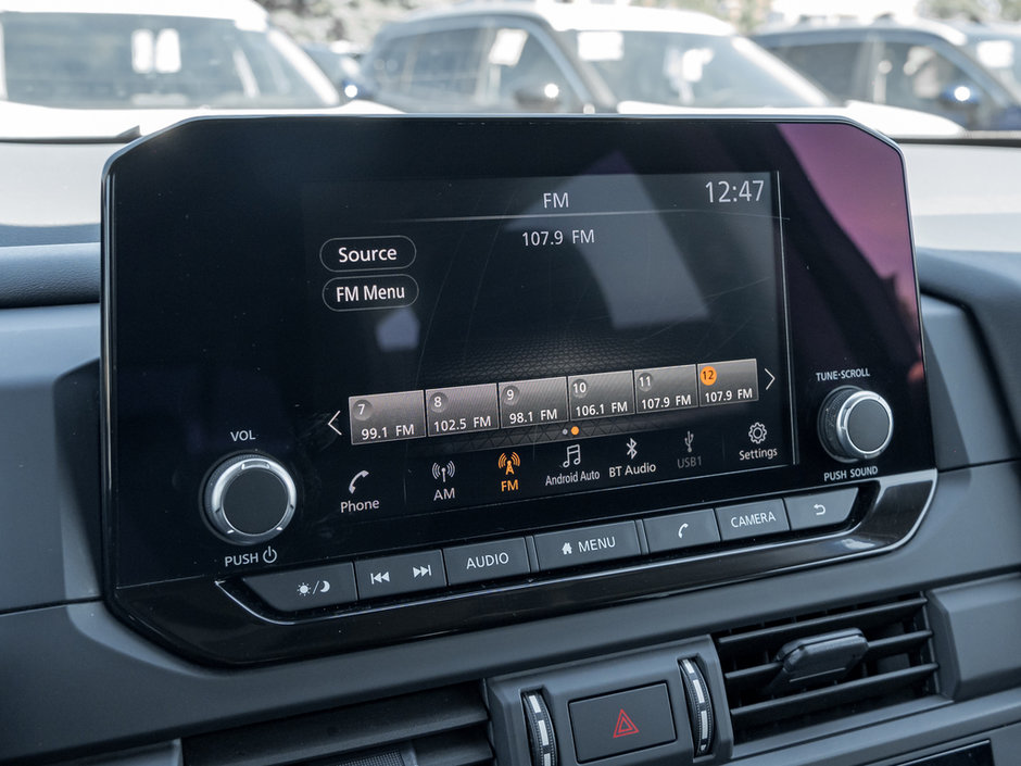 2023 Nissan Pathfinder S-18