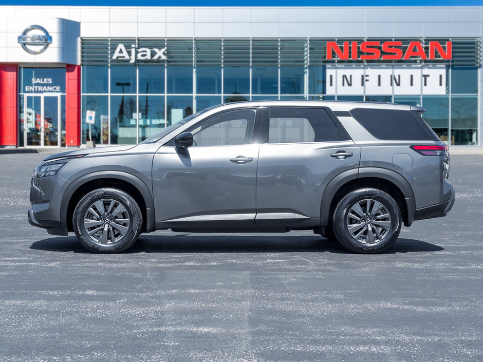 2023 Nissan Pathfinder S-2