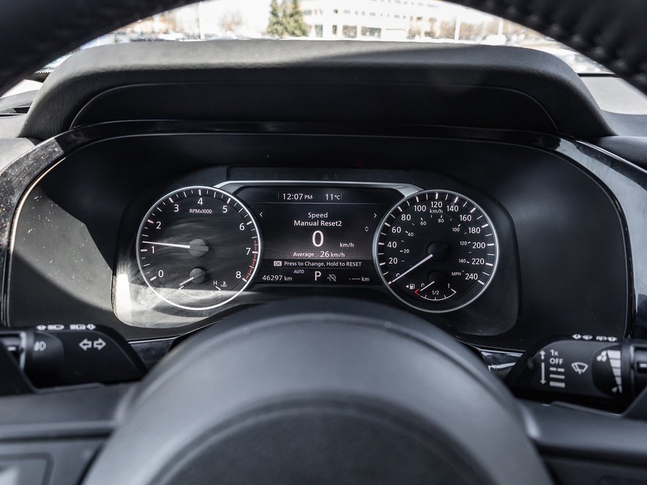 2024 Nissan Pathfinder SV-10
