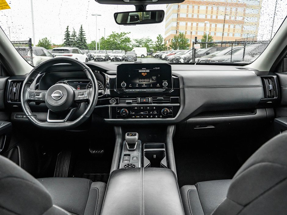 2024 Nissan Pathfinder SV-27