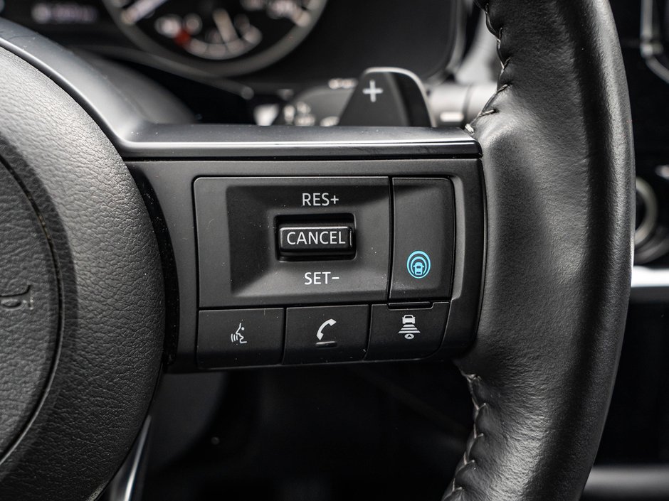 2024 Nissan Pathfinder SV-11