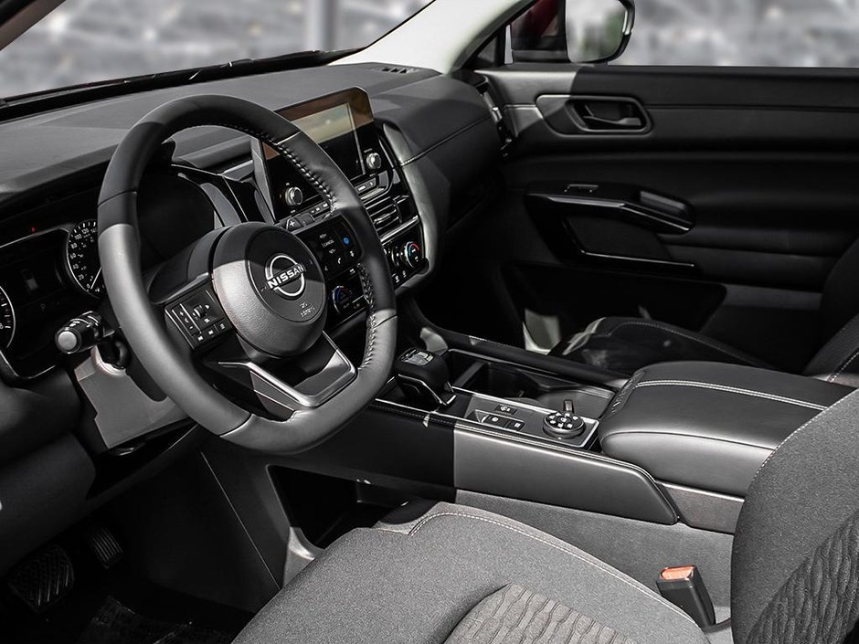 2025 Nissan Pathfinder SV-11