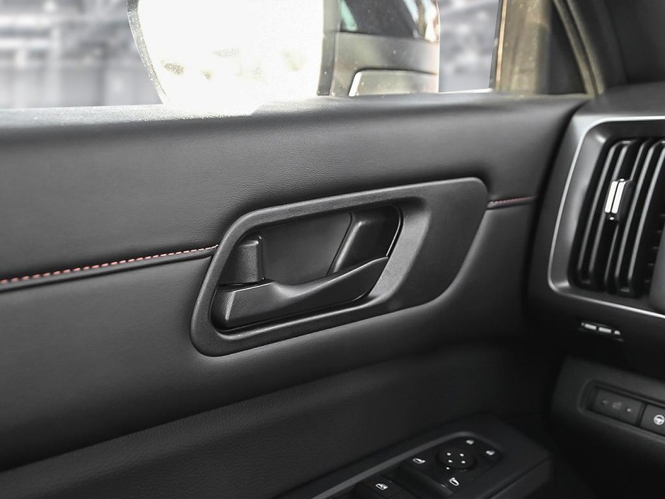 2025 Nissan Pathfinder ROCK CREEK-13