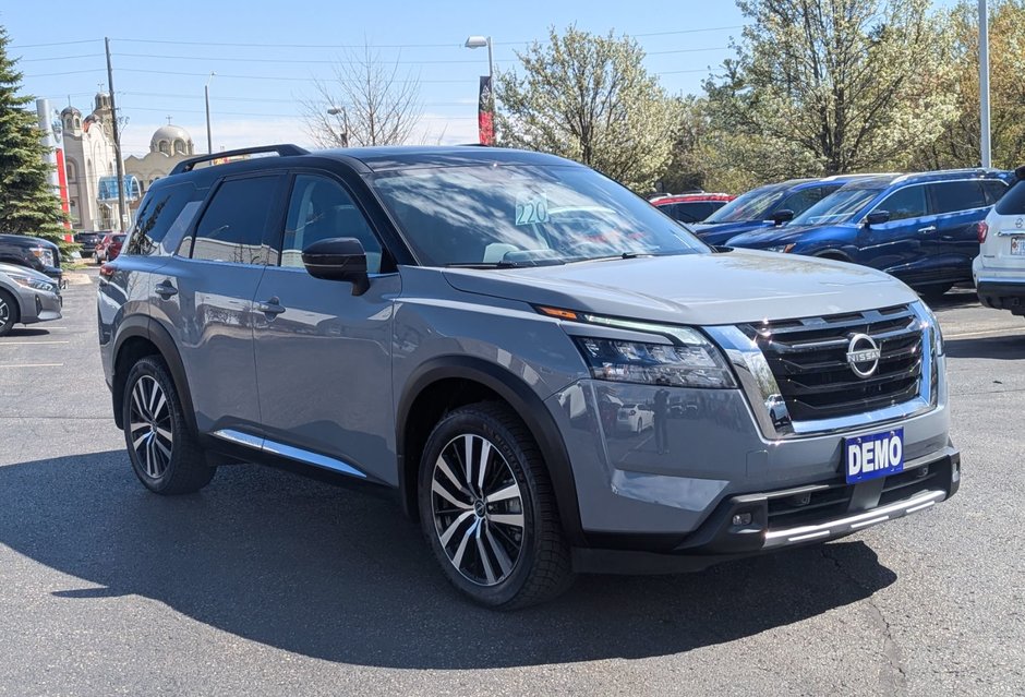 2025 Nissan Pathfinder PLATINUM CAPTAIN'S CHAIRS-0