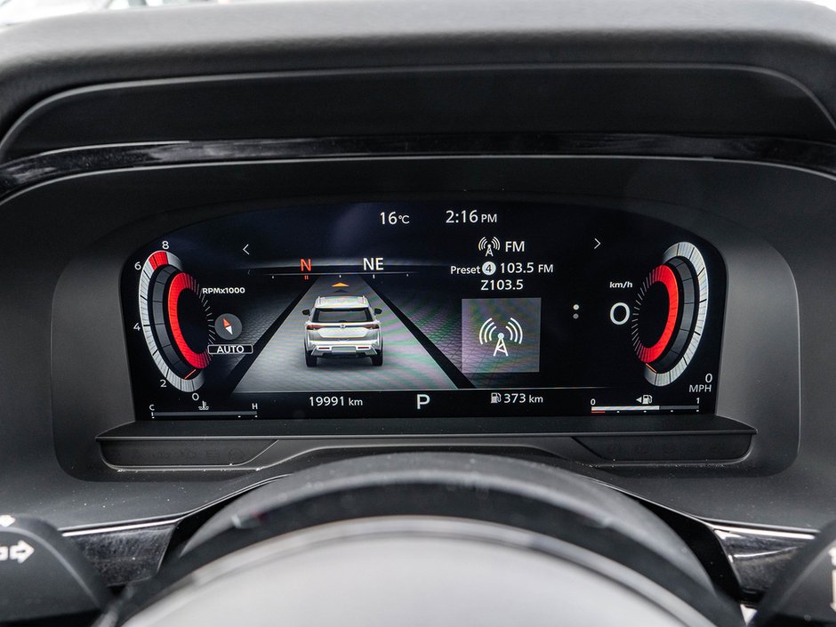 2025 Nissan Pathfinder Platinum-9