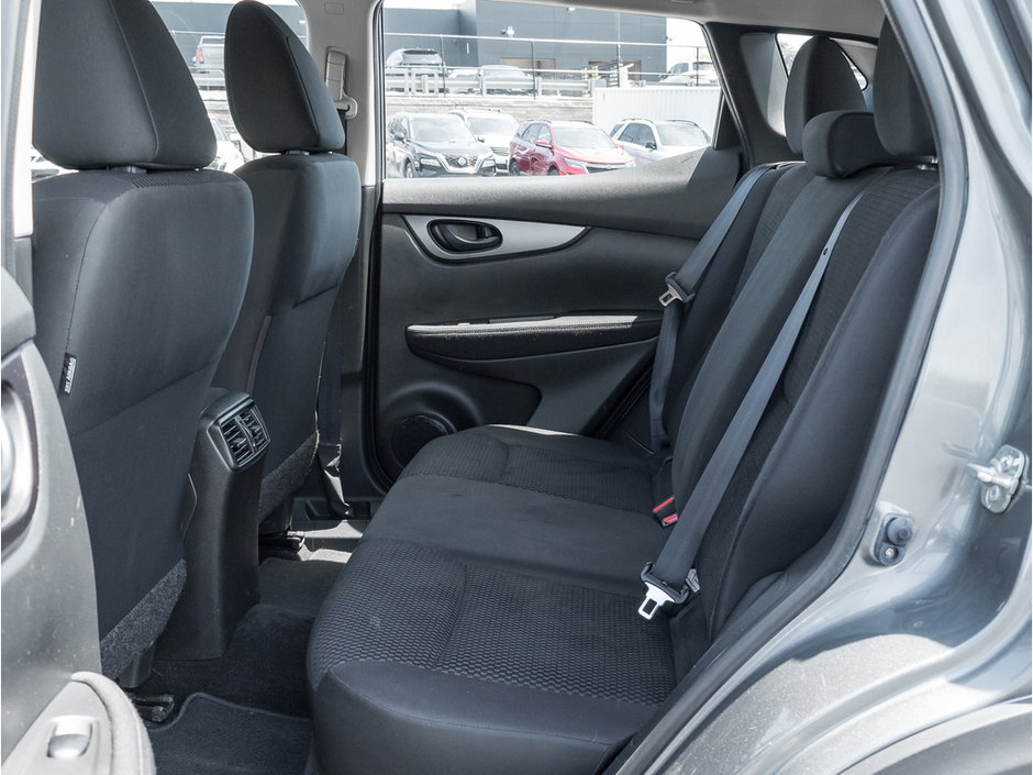 2019 Nissan Qashqai S-19