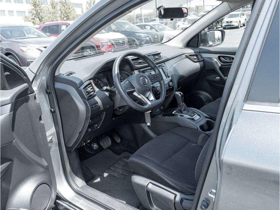 2019 Nissan Qashqai S-6