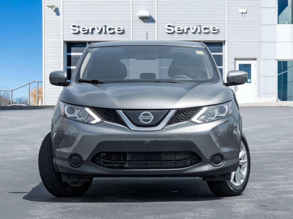 2019 Nissan Qashqai S-1
